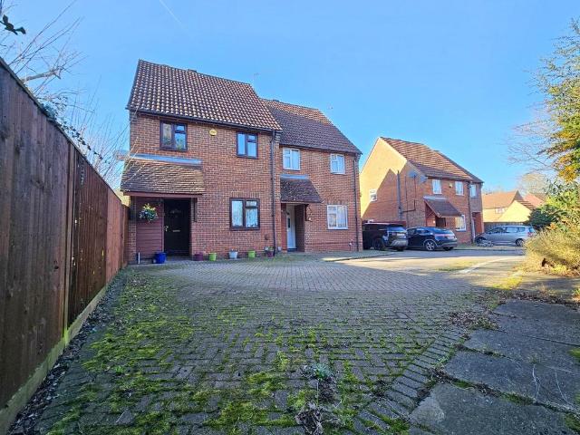 House for sale in Earley