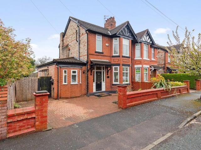 House for sale in Georgia, Greater Manchester