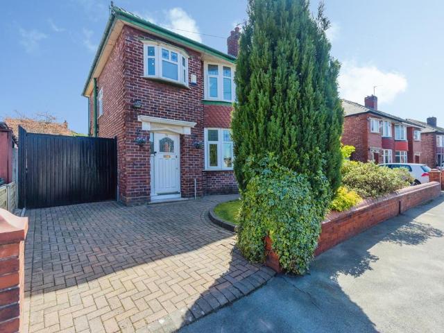 House for sale in Heaton Moor, Greater Manchester