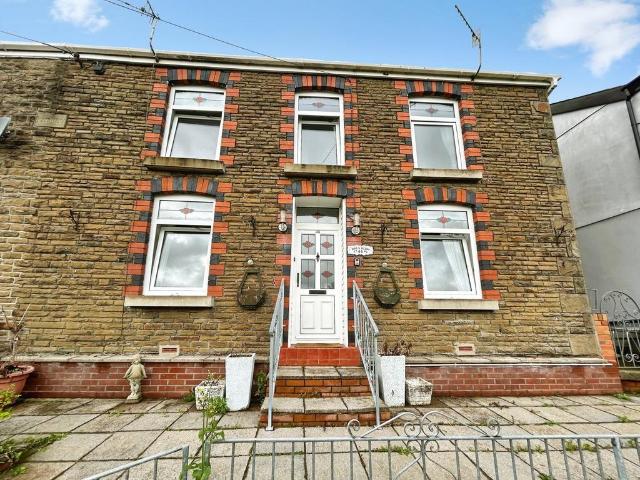 House for sale in Pontardawe, Trebanos