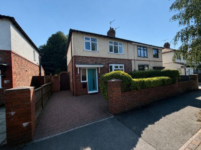 House for sale in Wilderspool, Warrington