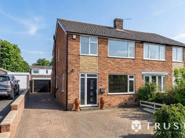 House for sale in Eastborough, Dewsbury