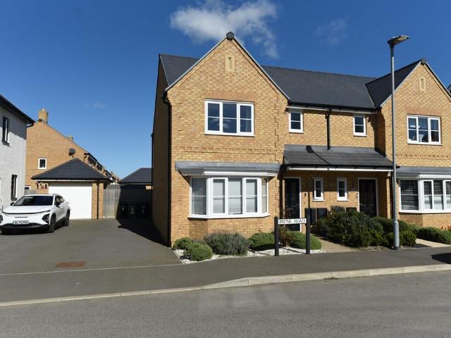 House for sale in Huntingdon, Cambridgeshire
