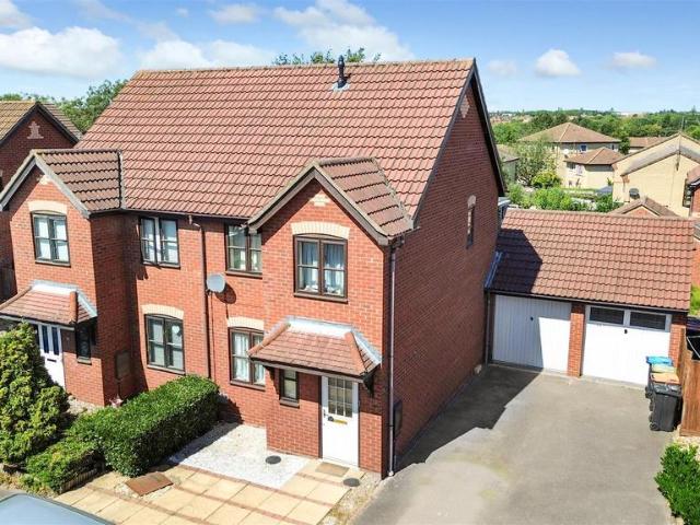 House for sale in Shenley Brook End, Milton Keynes