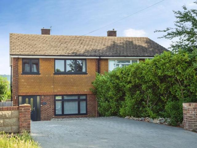House for sale in Ringlestone, Midway