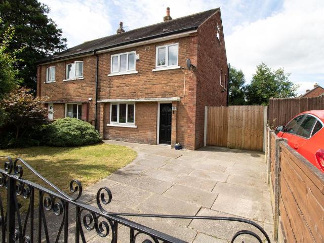 House for sale in Lee Bank, Greater Manchester
