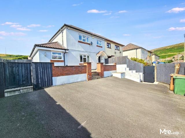 House for sale in Abertysswg, Wales