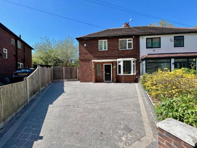 House for sale in Georgia, Greater Manchester