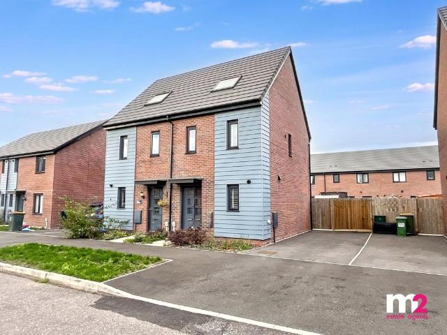 House for sale in Glan Llyn, Newport