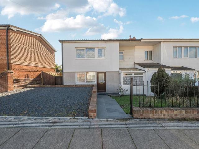 House for sale in Paulsgrove, Portsmouth