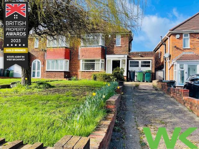 House for sale in Mayer's Green, West Bromwich