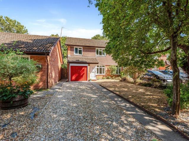 House for sale in Barton Stacey, Hampshire