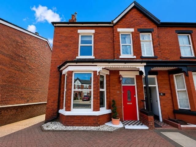 House for sale in Birkdale, Sefton