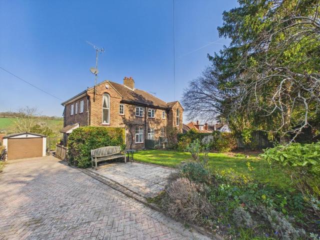 House for sale in Wooburn, Berghers Hill