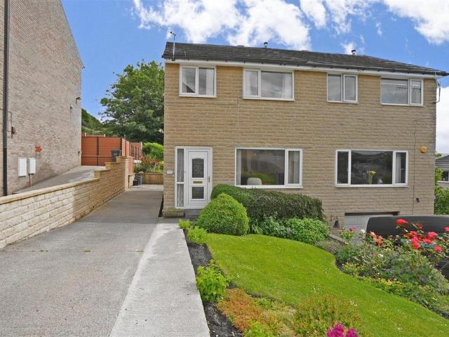 House for sale in Bank Top, Siddal