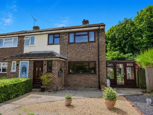 House for sale in Berrick Salome, Oxfordshire
