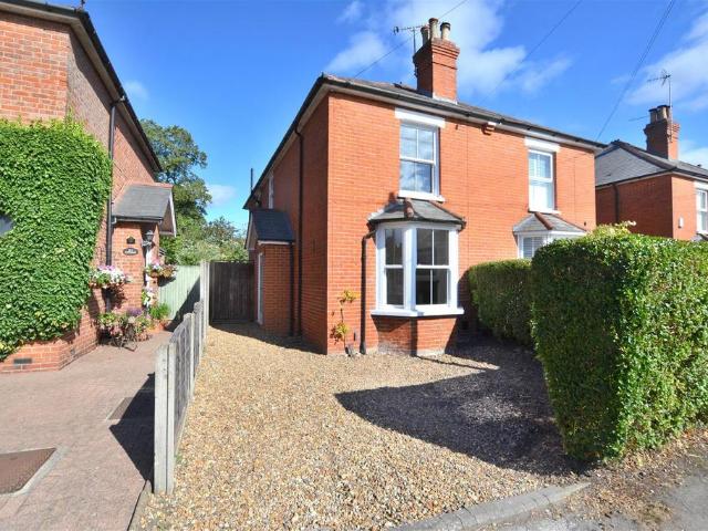 House for sale in Fleet, Hart