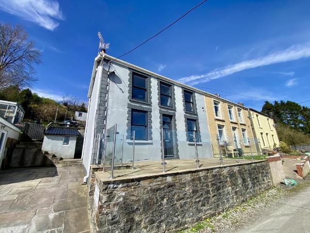 House for sale in Mawr, Craig-cefn-parc