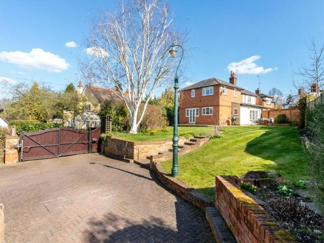 House for sale in Cookham