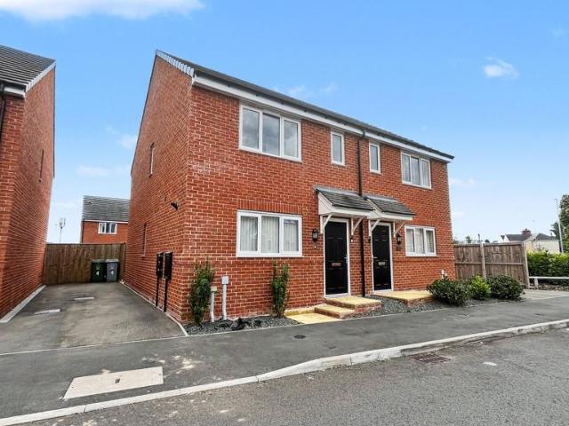 House for sale in Alverton, East Midlands