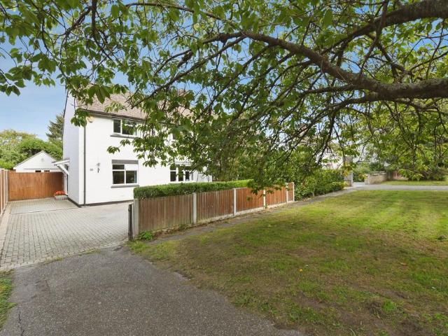 House for sale in Ingrave, Brentwood