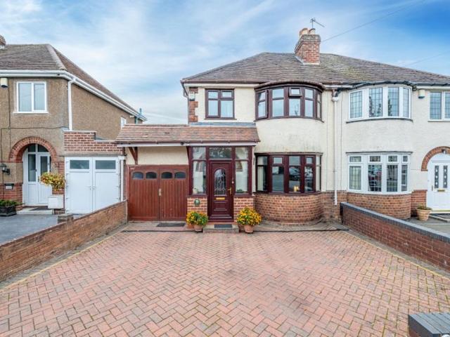 House for sale in Penn, West Midlands