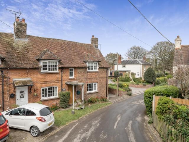 House for sale in Tilmanstone, Ash