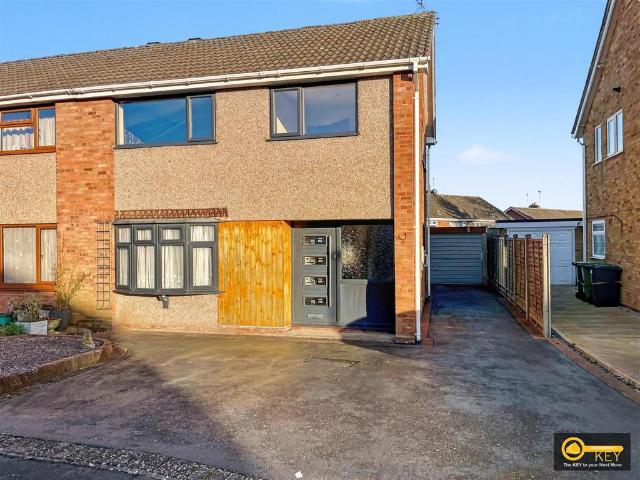 House for sale in Camp Hill, Warwickshire
