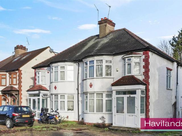 House for sale in Edmonton, Greater London
