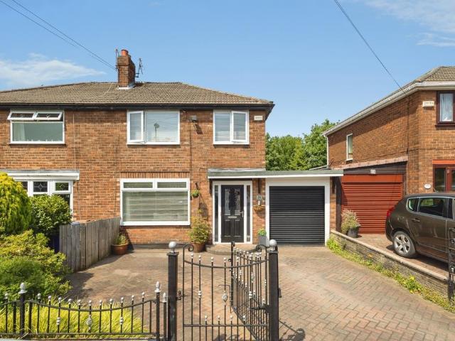 House for sale in Greenheys, Greater Manchester