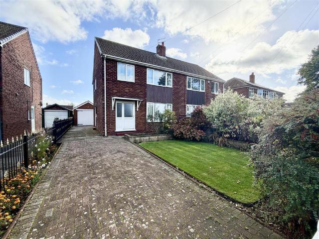 House for sale in Kippax Common, Leeds