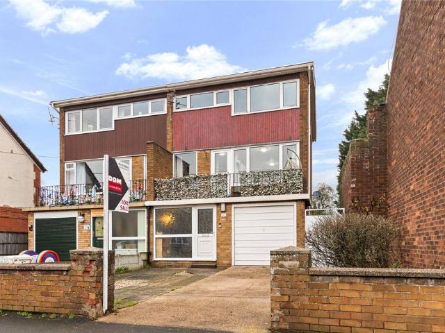 House for sale in Winterton, North Lincolnshire