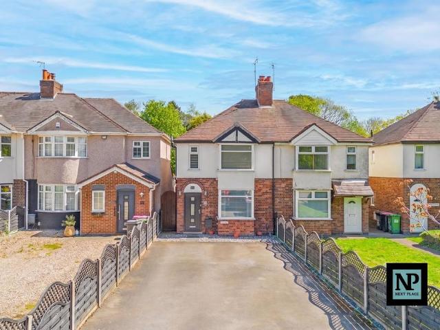 House for sale in Gun Hill, Warwickshire