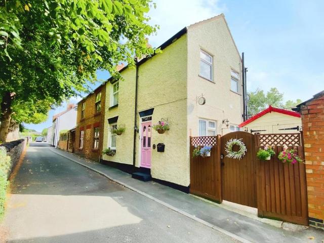 House for sale in Elmfield, Leicestershire