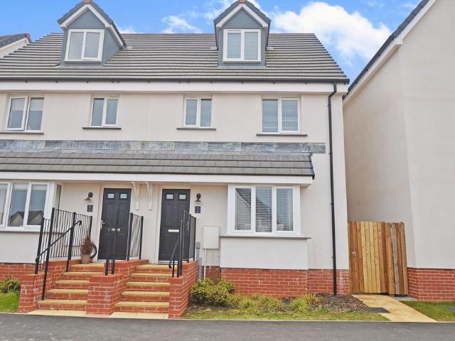 House for sale in St Stephen, Cornwall
