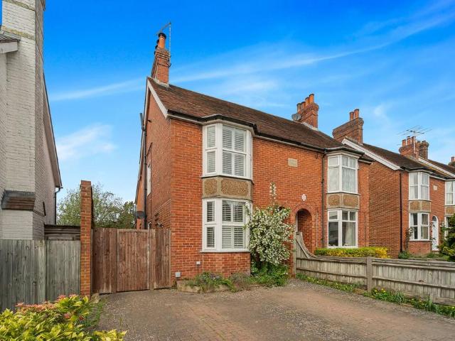 House for sale in Tedfold, Horsham