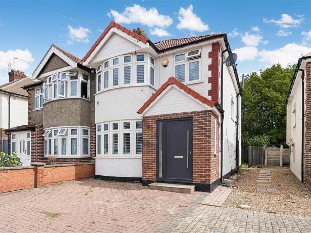House for sale in London Borough of Hounslow, Heston