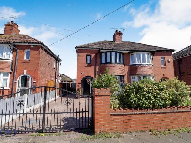 House for sale in Leighton, Hammond Street