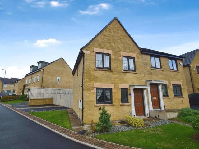 House for sale in Thornton, West Yorkshire