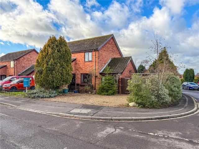 House for sale in Highcliffe