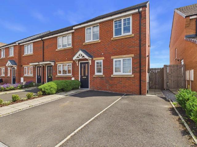 House for sale in Newcastle Upon Tyne