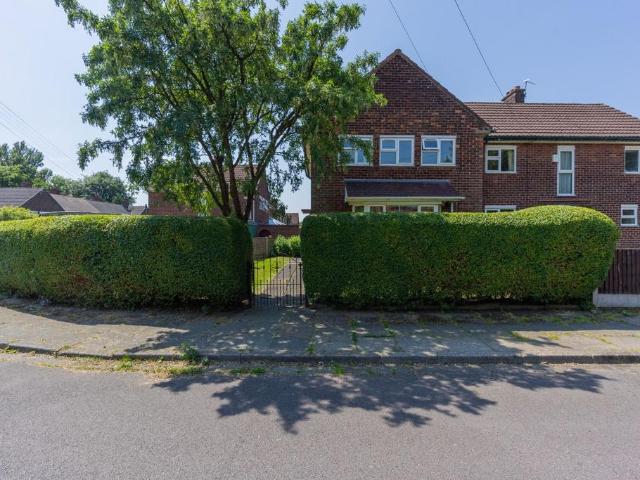 House for sale in Greenheys, Greater Manchester
