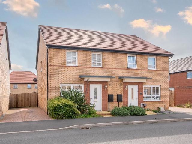 House for sale in Hanwood Park, Kettering