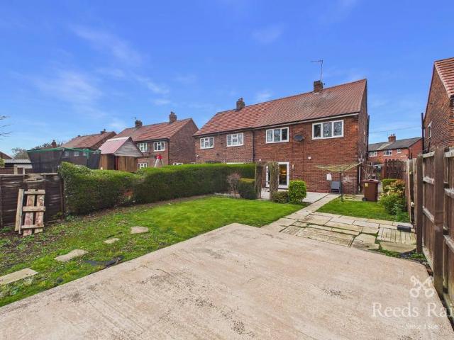 House for sale in Warmfield cum Heath, West Yorkshire