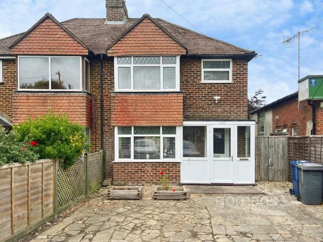House for sale in Fole, Surrey
