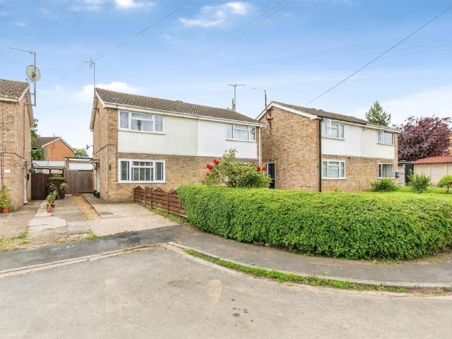 House for sale in Rushden