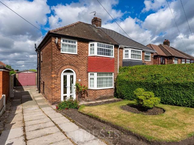 House for sale in Runcorn Heath, Halton
