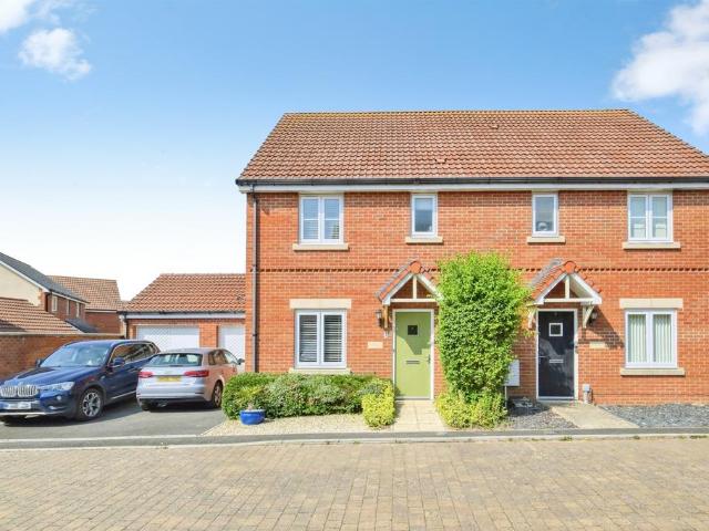 House for sale in Bishopdown, Wiltshire