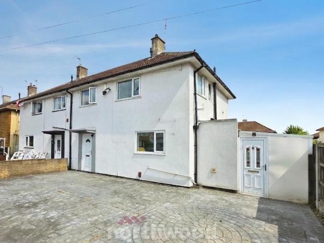 House for sale in Edenthorpe, Doncaster