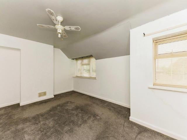House for sale in Orchard Park, Hull